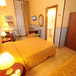 ** Hotel Sweet Italia