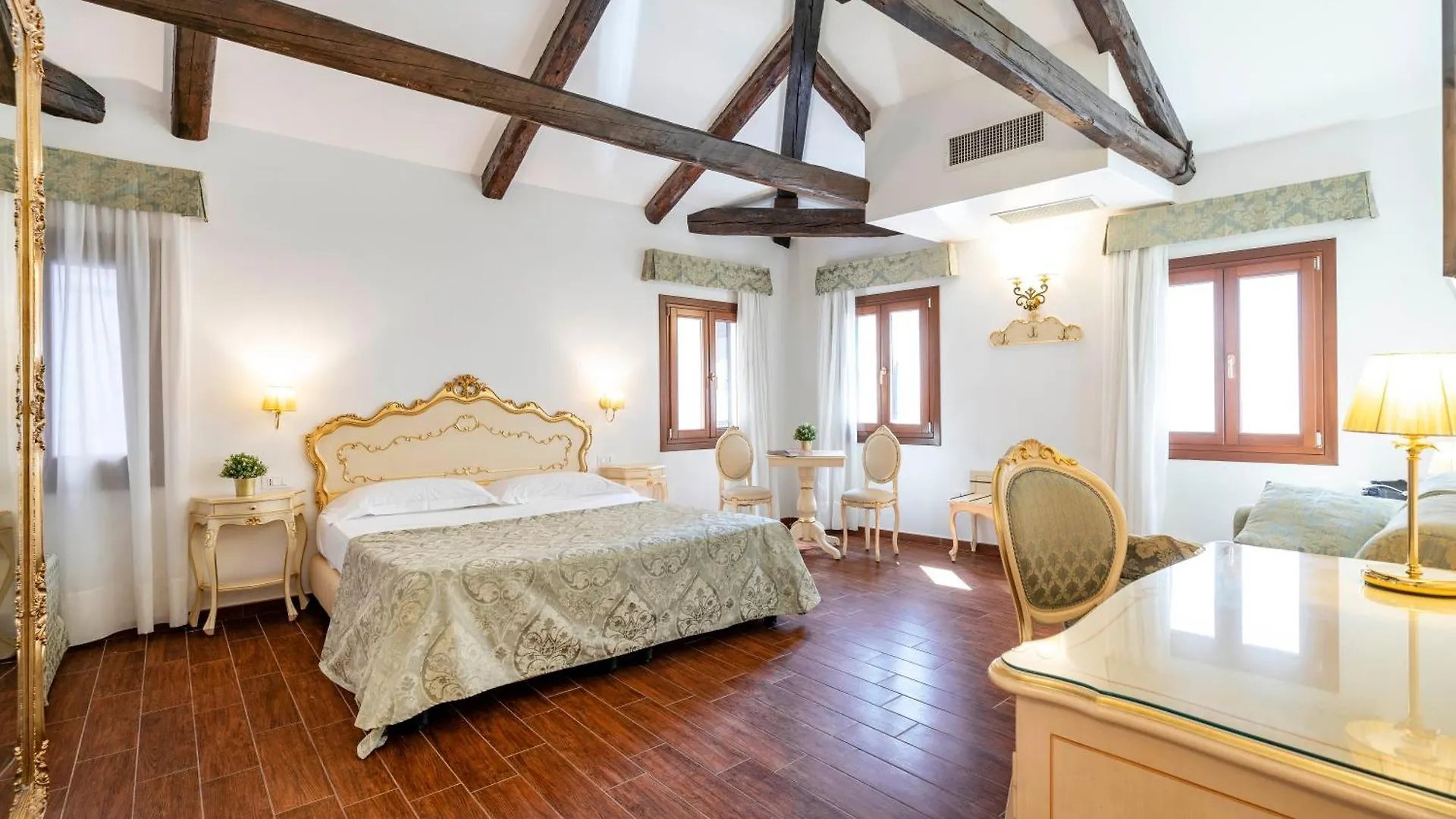 Hotel Casa Marsilli Venecia 0*,  Italia