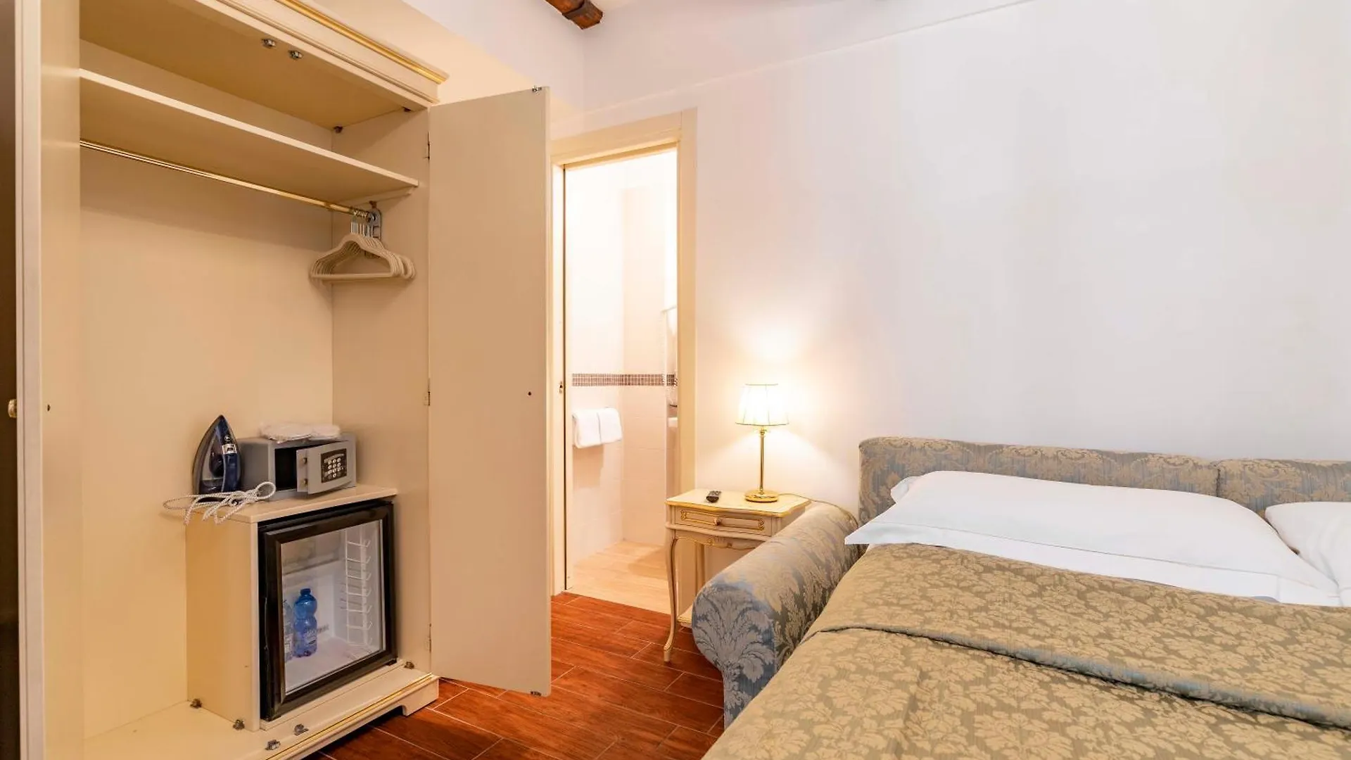 Pensión Hotel Casa Marsilli Venecia Italia